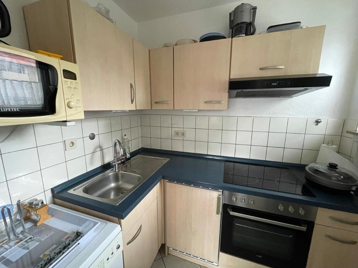 Schoene Einfache Ferienwohnung Mitten In Oldenburg Eksteriør bilde