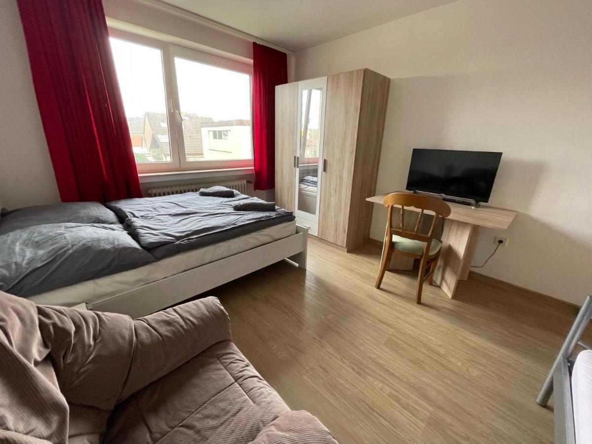 Schoene Einfache Ferienwohnung Mitten In Oldenburg Eksteriør bilde